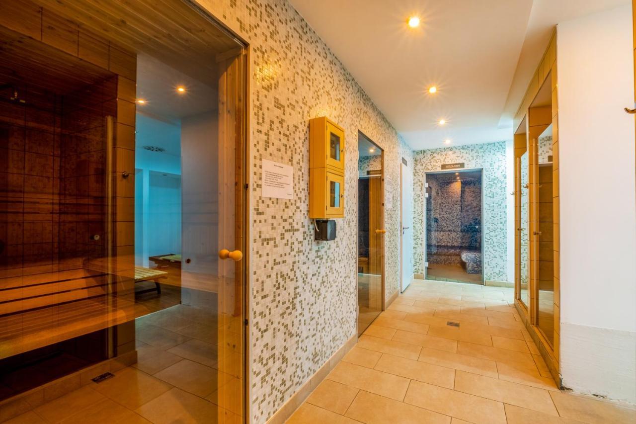 Myflat Club 218 Belvedere Wellness Apartment Siofok Luaran gambar