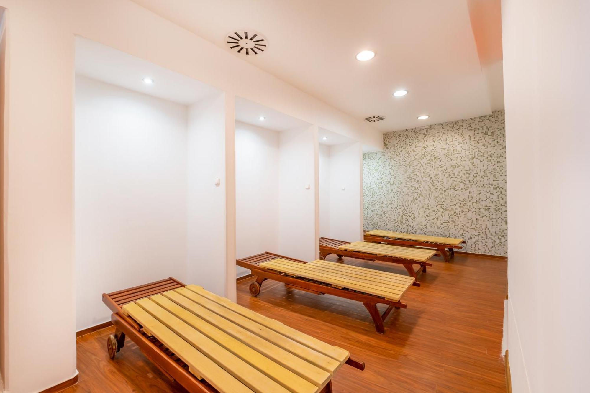 Myflat Club 218 Belvedere Wellness Apartment Siofok Luaran gambar